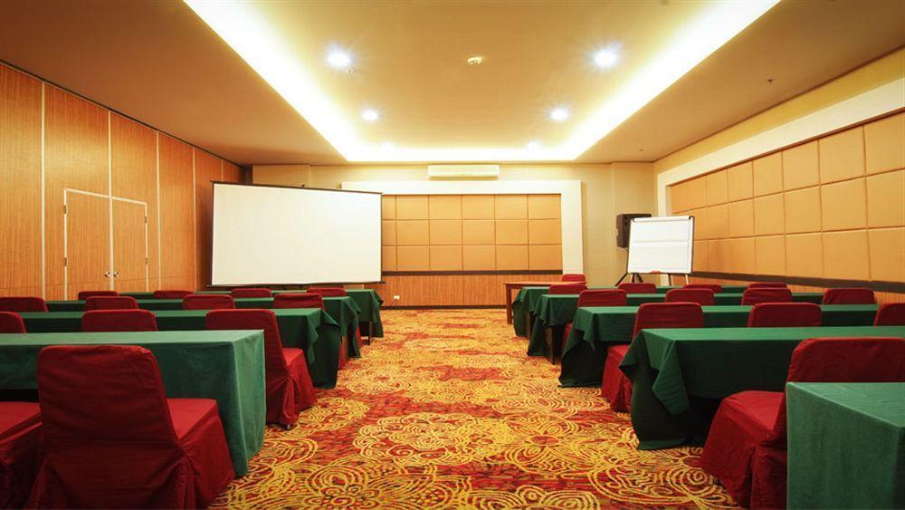 Angkasa Garden 3*