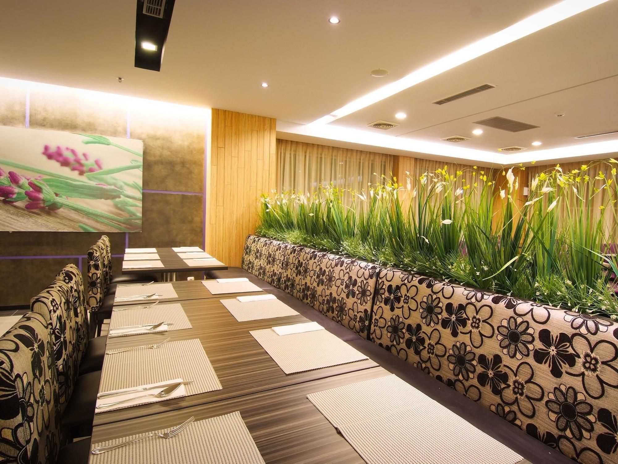 Hotel Angkasa Garden Pekanbaru