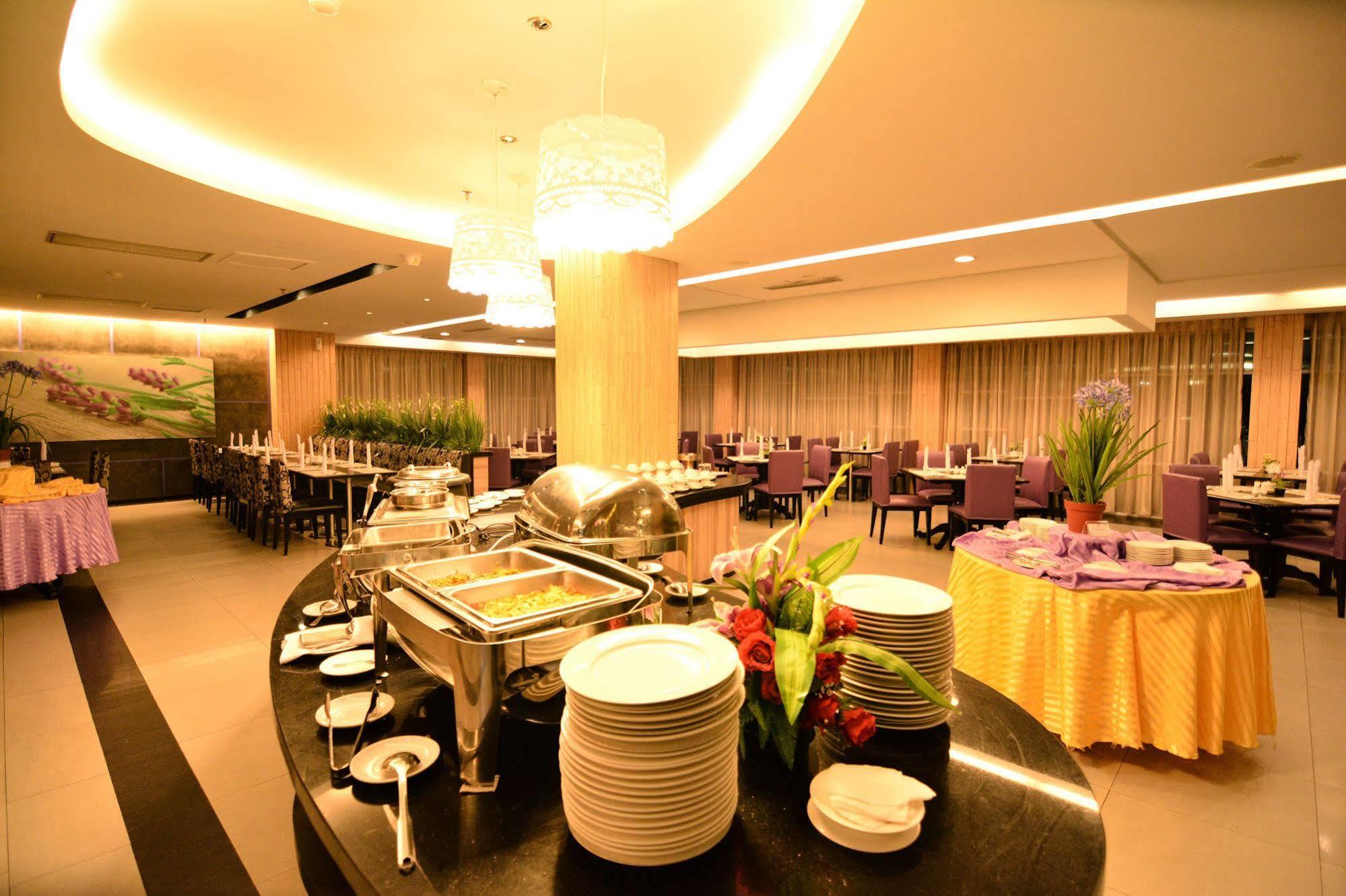 Angkasa Garden 3*