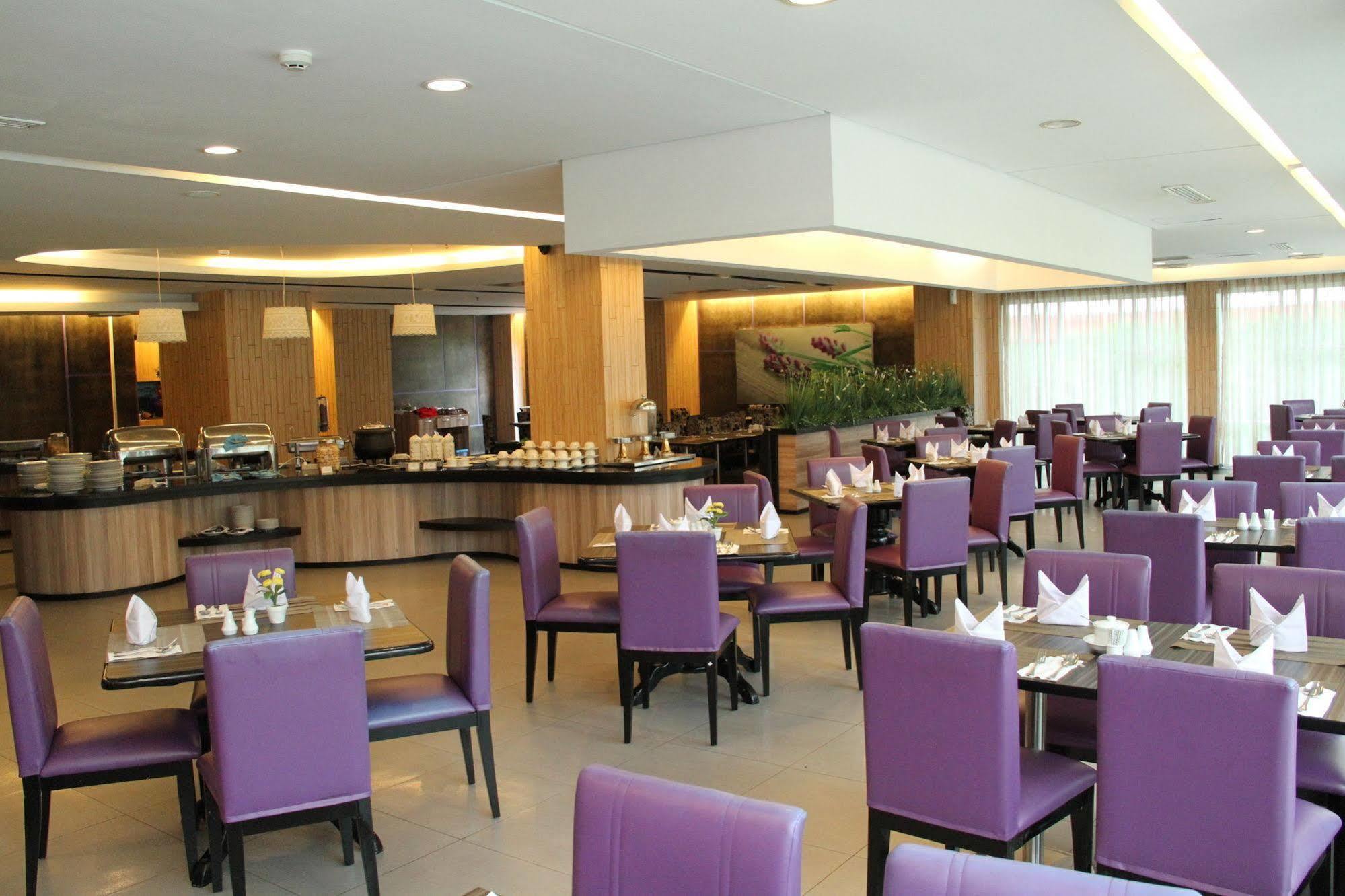 Angkasa Garden Hotel 3*