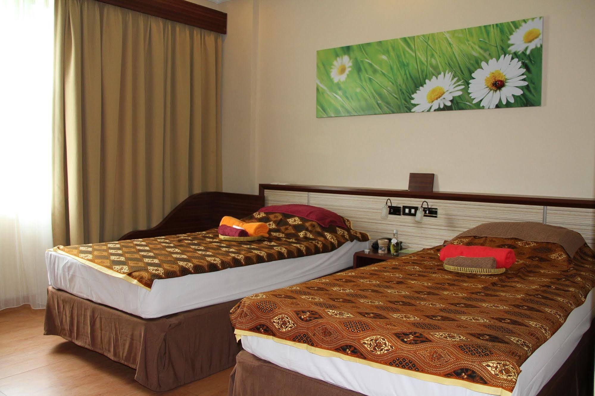 Angkasa Garden Hotel 3*